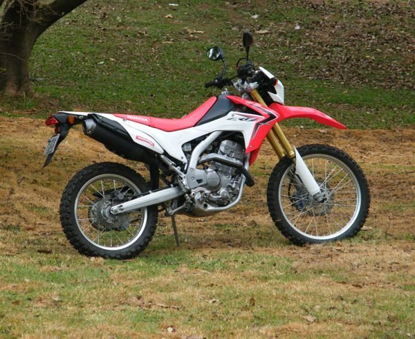 CRF 250: a moto off-road radical da Honda