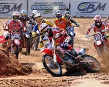 Motocross: mecânicos receberão troféus em 2013