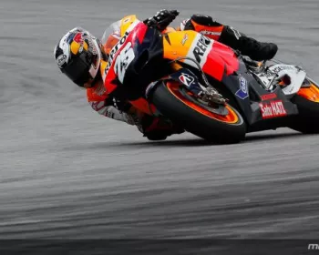 Pedrosa é pole no MotoGP da Malásia