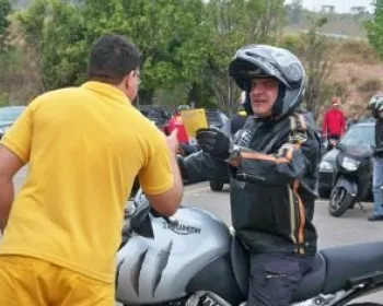 Motociclistas são foco de ação especial na Rodovia dos Bandeirantes