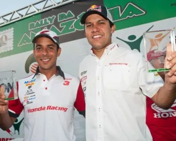 Felipe Zanol é campeão do Rally da Amazônia