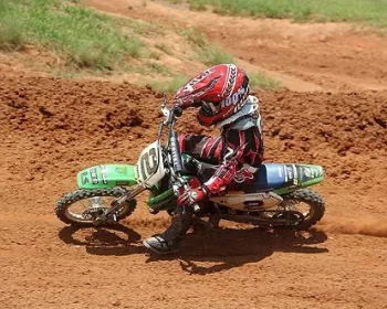 Carlinhos Evangelista é campeão da Copa Verão IMS de Motocross