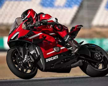 Superleggera V4: a Ducati de 234 cv e R$ 700 mil à venda
