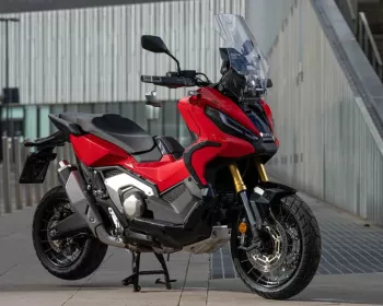 Honda X ADV 2022, scooter perdeu peso e ganhou espaço