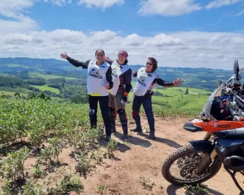 Desafio: mulheres motociclistas encaram 1,5 mil km em rali