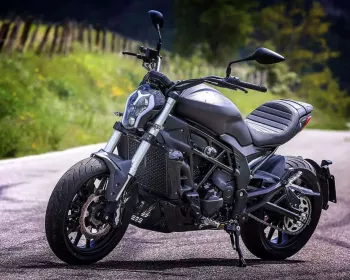 Bagatela: ‘mini Ducati Diavel’ custa menos que CB 500