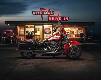 Viagem no tempo: nova Harley é inspirada nos anos 1950