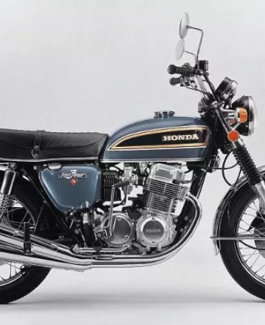 Honda CB 750 Four foi eleita “Moto do Milênio”