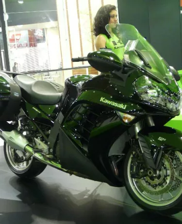 Kawasaki lança Ninja 1000 e Concours 14