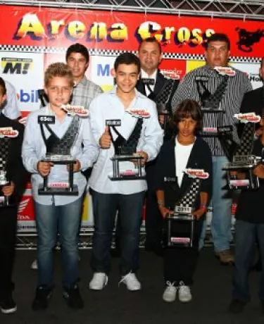 Arena Cross e Racing Festival premiam campeões da temporada 2011