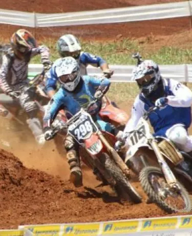 Quarta etapa do Goiano de Motocross agitou Palmeiras de Goiás