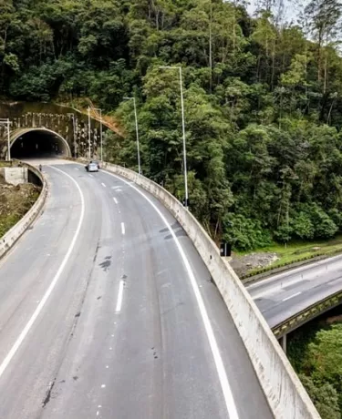 Maiores rodovias do Brasil: quais são e por onde passam