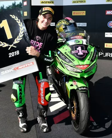 Ana Carrasco e Ninja 400 conquistam Mundial de 300cc