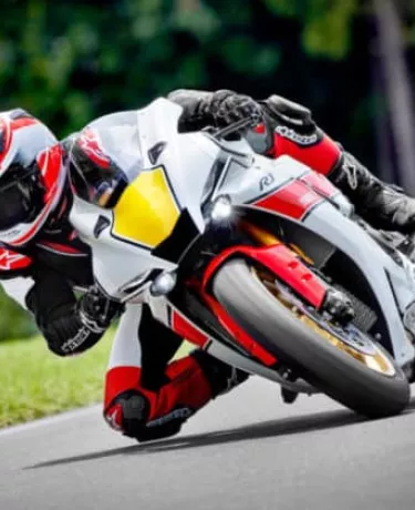 Obra de arte: Yamaha lança motos esportivas comemorativas