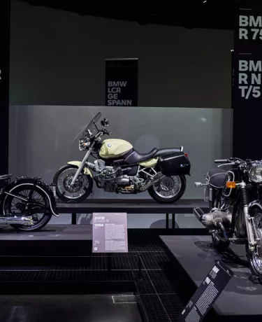 Motos BMW: 5 modelos incríveis expostos no museu da marca