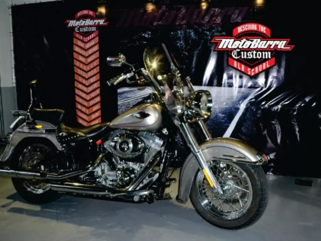 Imagens anúncio Harley-Davidson Softail Heritage Softail