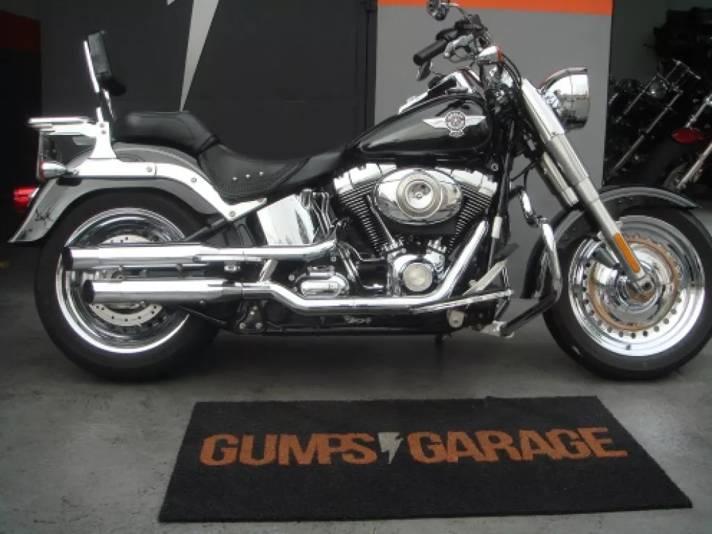 Imagens anúncio Harley-Davidson Softail Fat Boy
