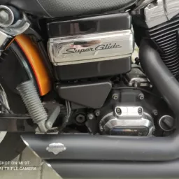 Imagens anúncio Harley-Davidson Dyna Dyna Super Glide Custom