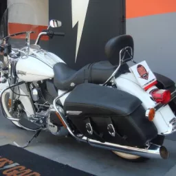 Imagens anúncio Harley-Davidson Touring Road King Classic