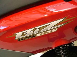 Honda convoca proprietários do modelo Biz 125 para recall