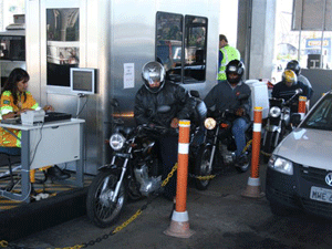 Motociclistas aprovam teste de cabine mista na Ponte Rio-Niterói