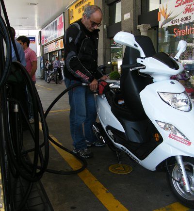 Gasolina é o combustível mais econômico na maioria dos estados brasileiros