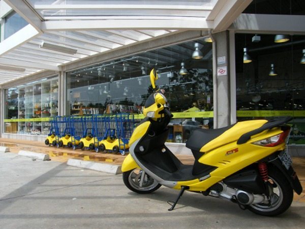 motos kasinski hyosung - scooter 150