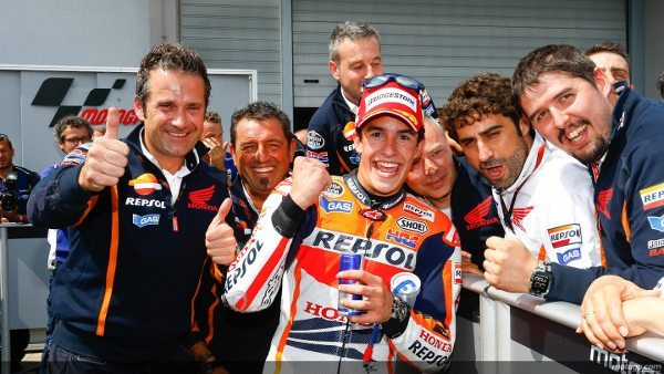 MotoGP™: Márquez vence e assume a liderança