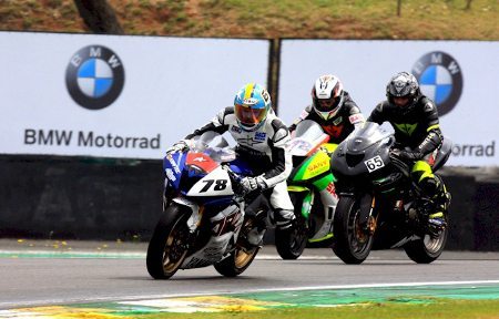 Moto 1000 GP: treinos livres movimentam Interlagos