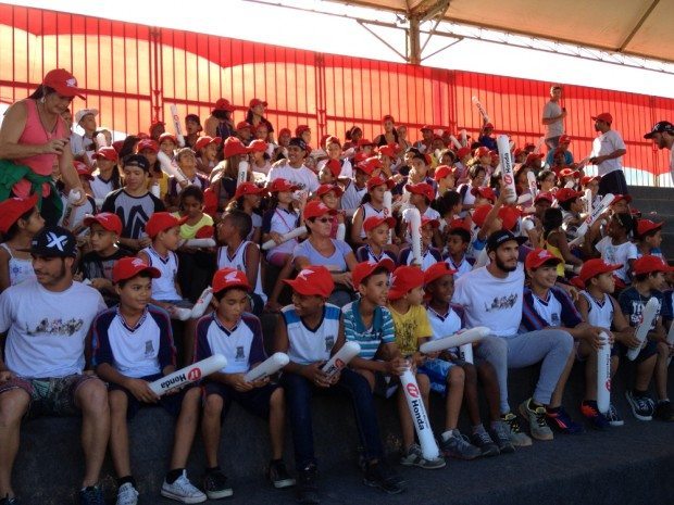 150 crianças de Jundiaí visitarão a pista do Arena Cross - imagem de divulgação