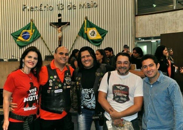 Portal parceiro do Motonline é homenageado pela Assembléia Legislativa do Estado do Ceará - foto: Luis Sucupira