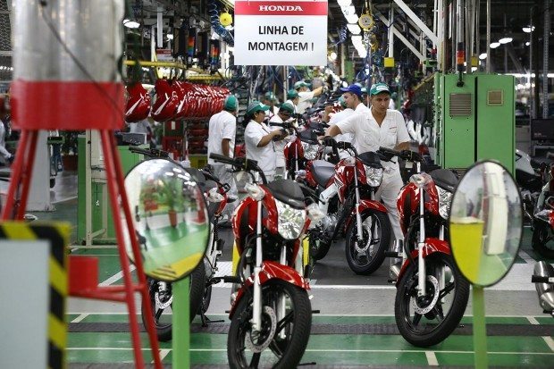 Produção de motocicletas tem queda de 36% no trimestre