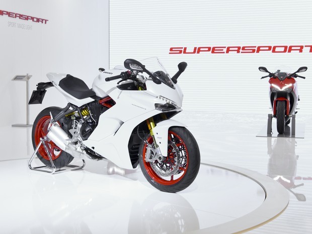 Ducati aproveitou o Salão de Colonia para apresentar a SuperSport, com 900cc, 130cv e o motor clássico de dois cilindros