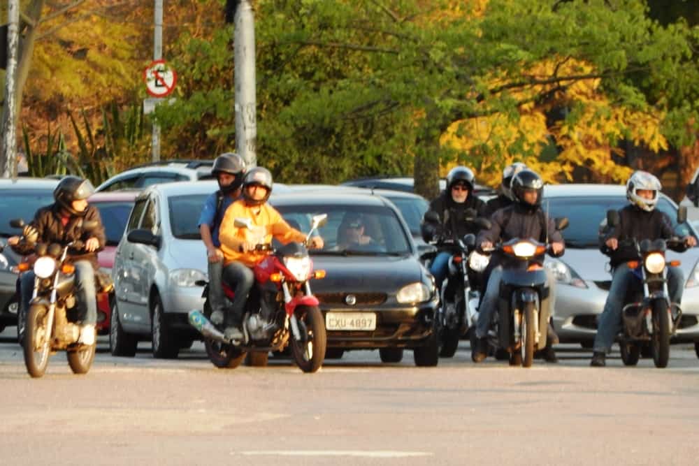 Cinco dicas de segurança para novos motociclistas