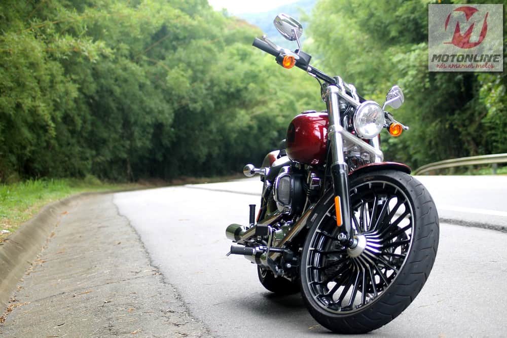 Teste Harley-Davidson Breakout: bela e fera