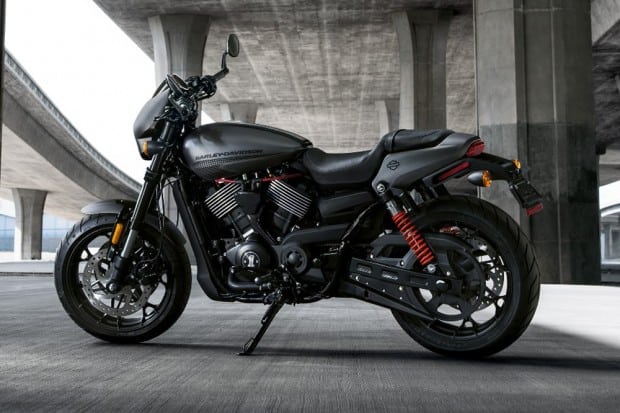 Bem-vinda, nova Harley-Davidson Street Rod
