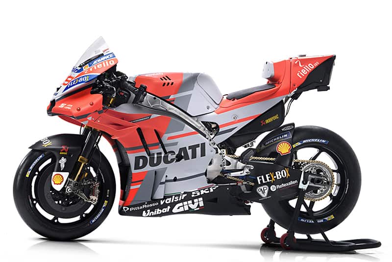A Ducati foi a primeira equipe a divulgar sua moto para a temporada 2018, ainda na semana passada. No próximo sábado, 27, será a vez da Suzuki Ecstar. Enquanto isso, uma vaga para piloto na Tech3 segue em aberto...