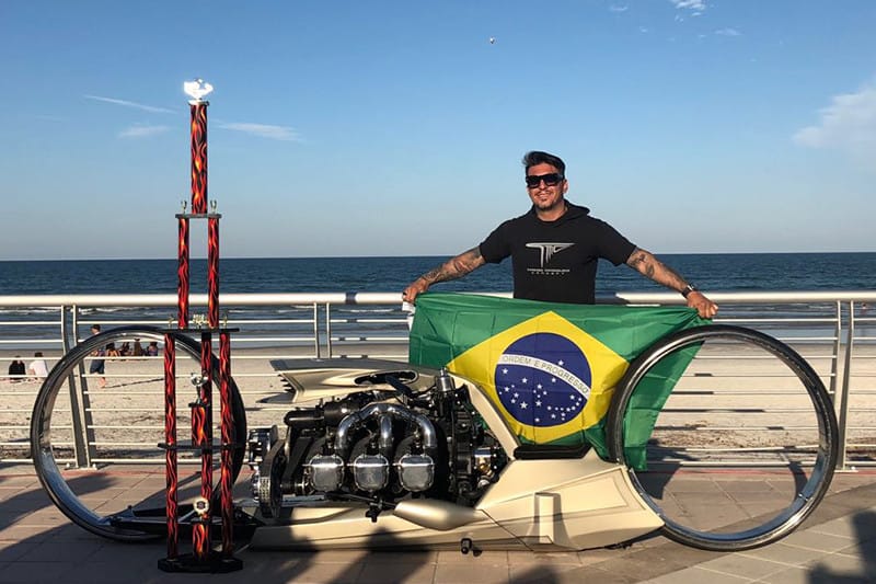Moto foi totalmente desenvolvida no Brasil e se mostrou a concretização de um sonho que acompanhou Tarso por mais de 15 anos