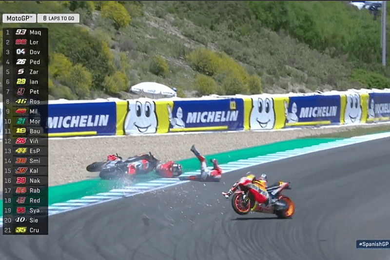 Acidente marca MotoGP em Jerez