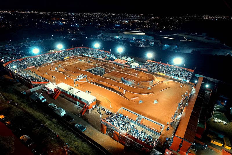 Arena Cross invade o Salão Duas Rodas para realizar a final da temporada 2019