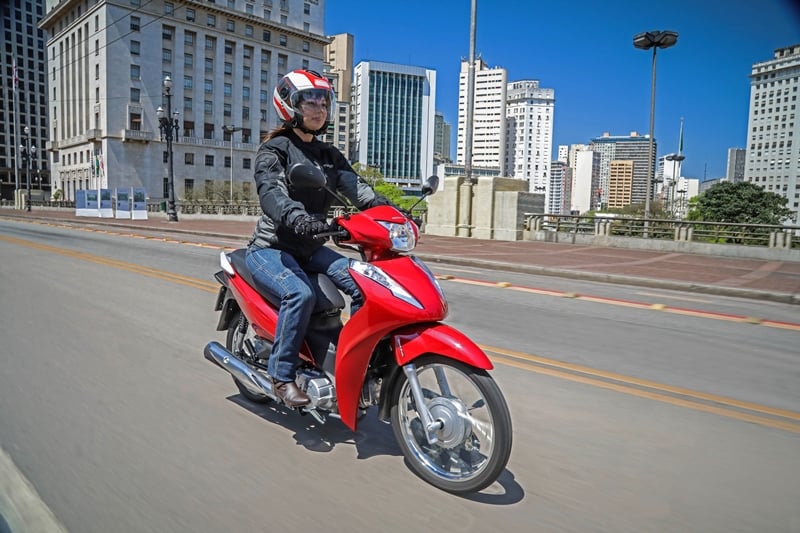 Veja os preços das 10 motos mais baratas do Brasil 2021