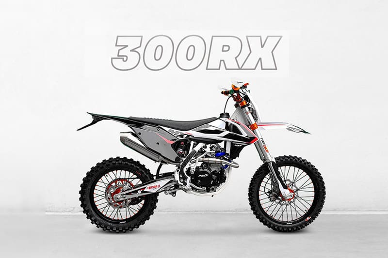 Com suspensões ajustáveis, injeção eletrônica e potência de sobra para encarar provas de enduro e até motocross, a MXF 300 RX custa R$ 23.990