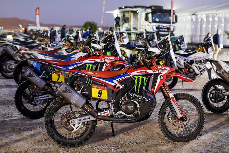 Depois de quase duas décadas da KTM, Honda volta a chamar atenção no Dakar - Foto: Dakar Media