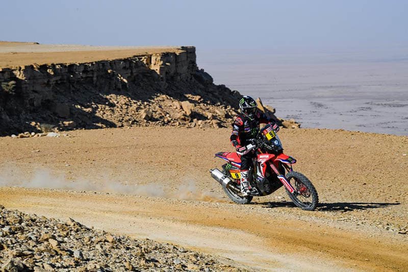 Ricky Brabec segue na liderança da classificação geral entre as motos - Foto: Dakar Media 