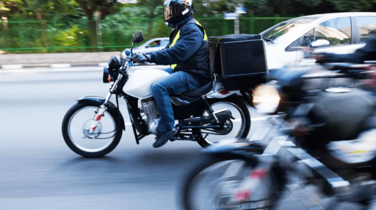 Veja o que mudou na lei para mototáxi e motofrete (2022)