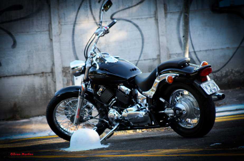 Corrida de motos custom: conheça o King of the Baggers - Motonline