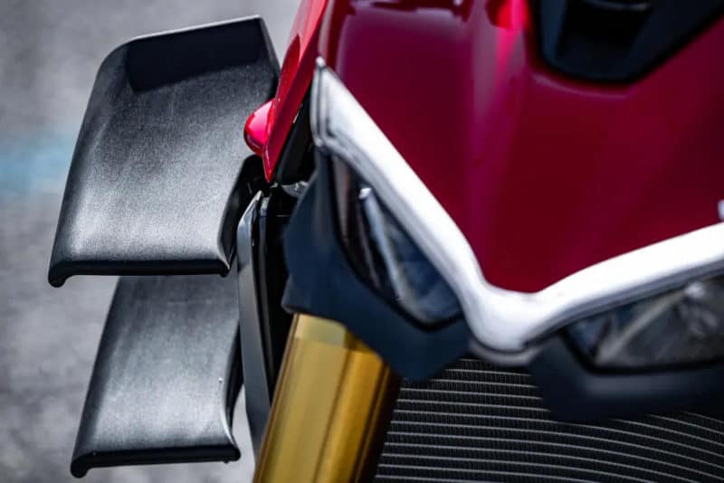 Ducati Streetfighter V4 S Winglets