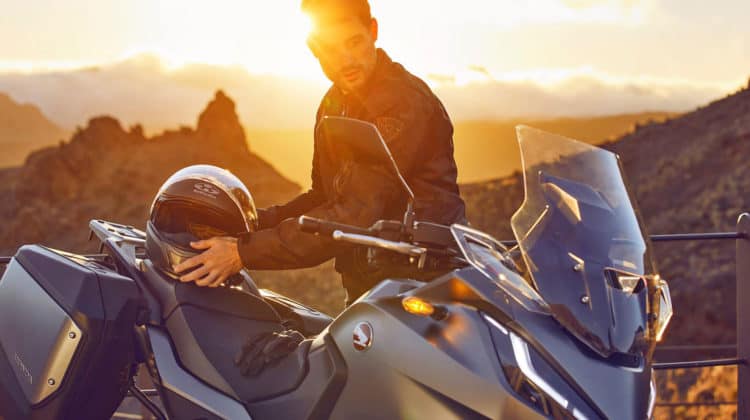 Moto para viajar: Honda apresenta nova NT 1100