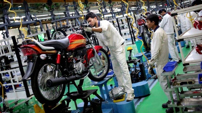 marca de motos com fábrica na índia