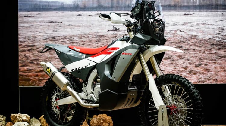 Fantic XEF 450Rally: uma moto do Dakar pronta para as ruas